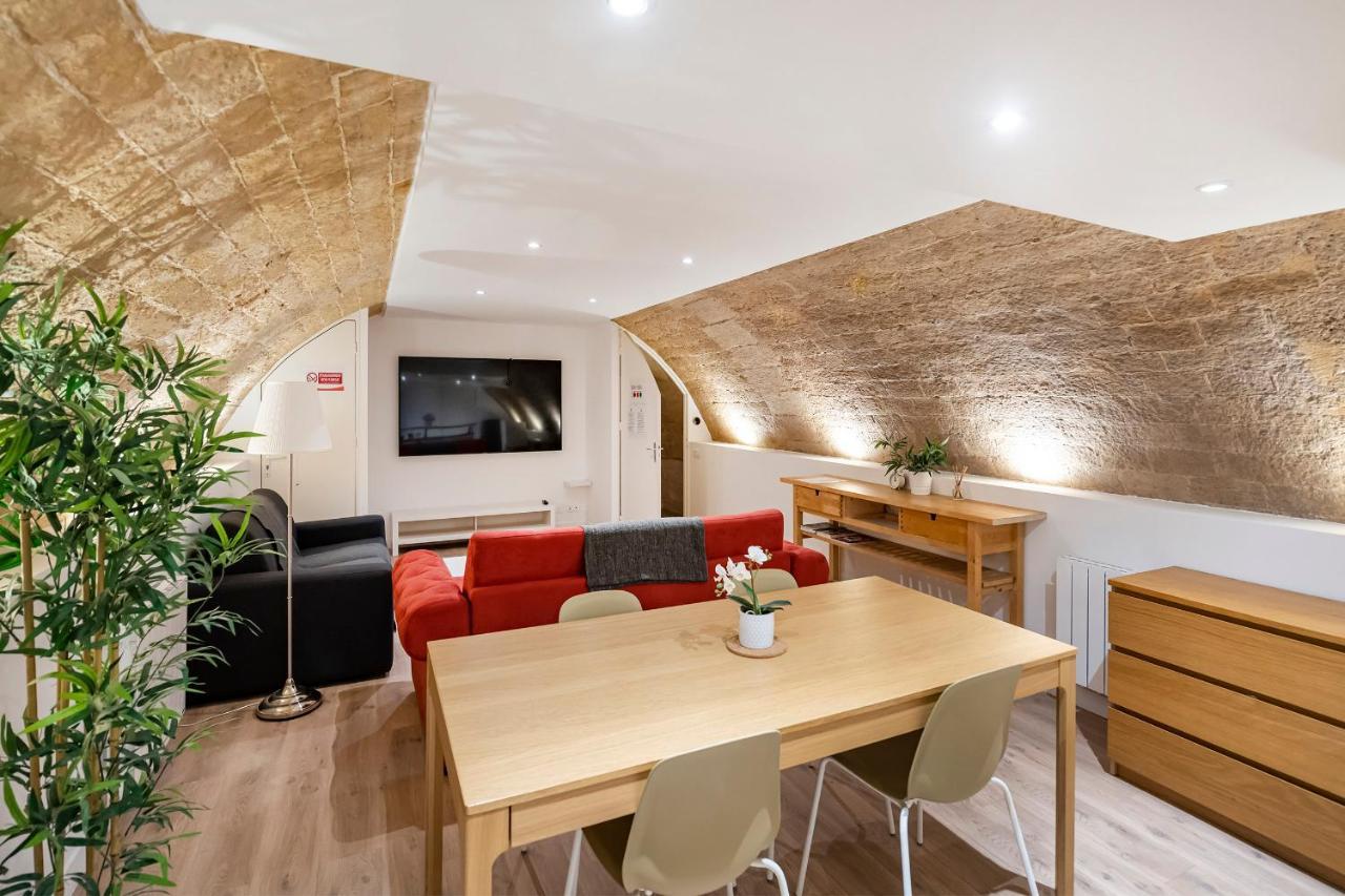 Paris Place Pantheon Apartment Bagian luar foto